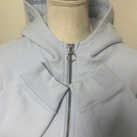 Lululemon jacket - Picture 2 of 9